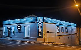 Oberon Business Hotel